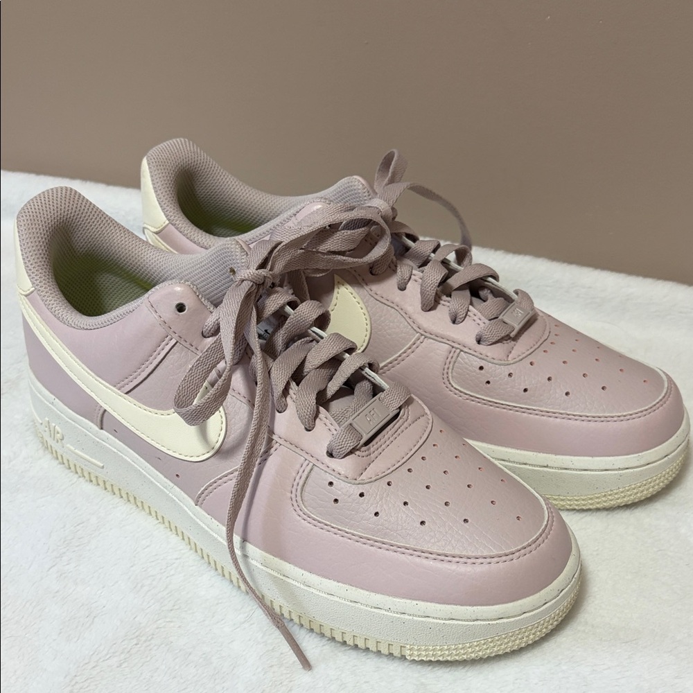 Nike Women’s Air Force 1 Low in Dusty Pink and white
